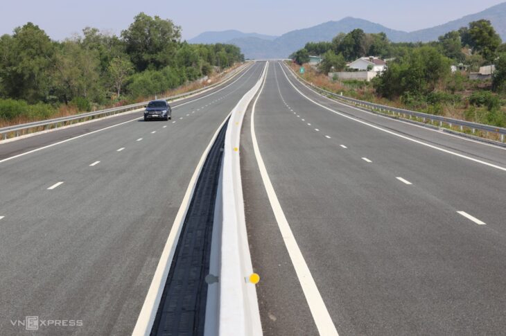 Cao tốc Biên Hòa – Vũng Tàu dự kiến thông xe tối 29/4